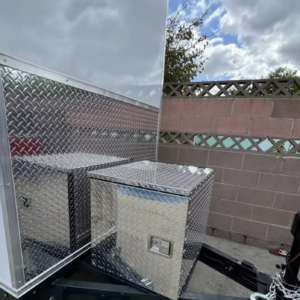 2-Door Mobile Toilet Trailer – 2-Station Single-Axle Restroom