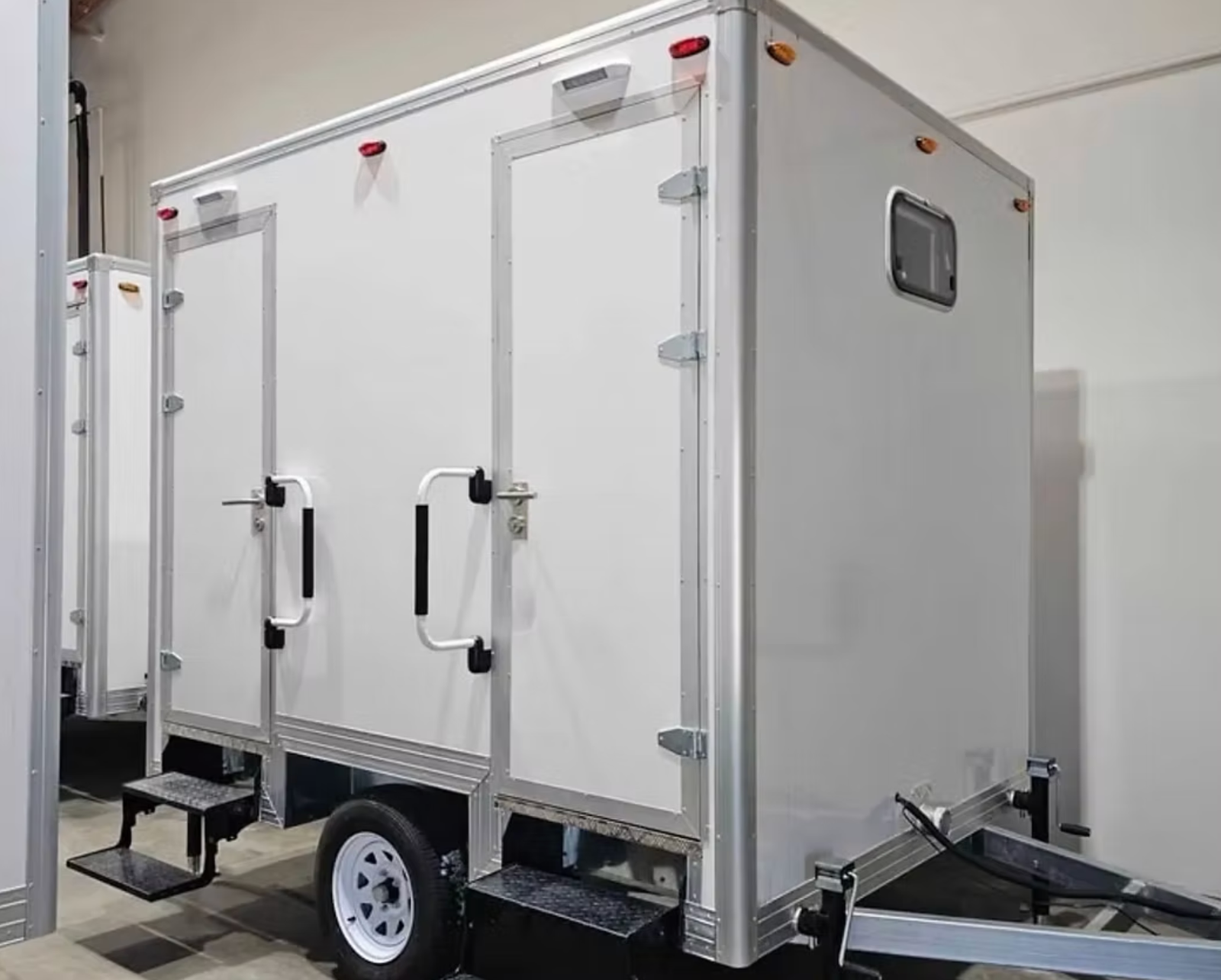 Compact 2-Station Portable Toilet Trailer – 380L Fresh Water Tank