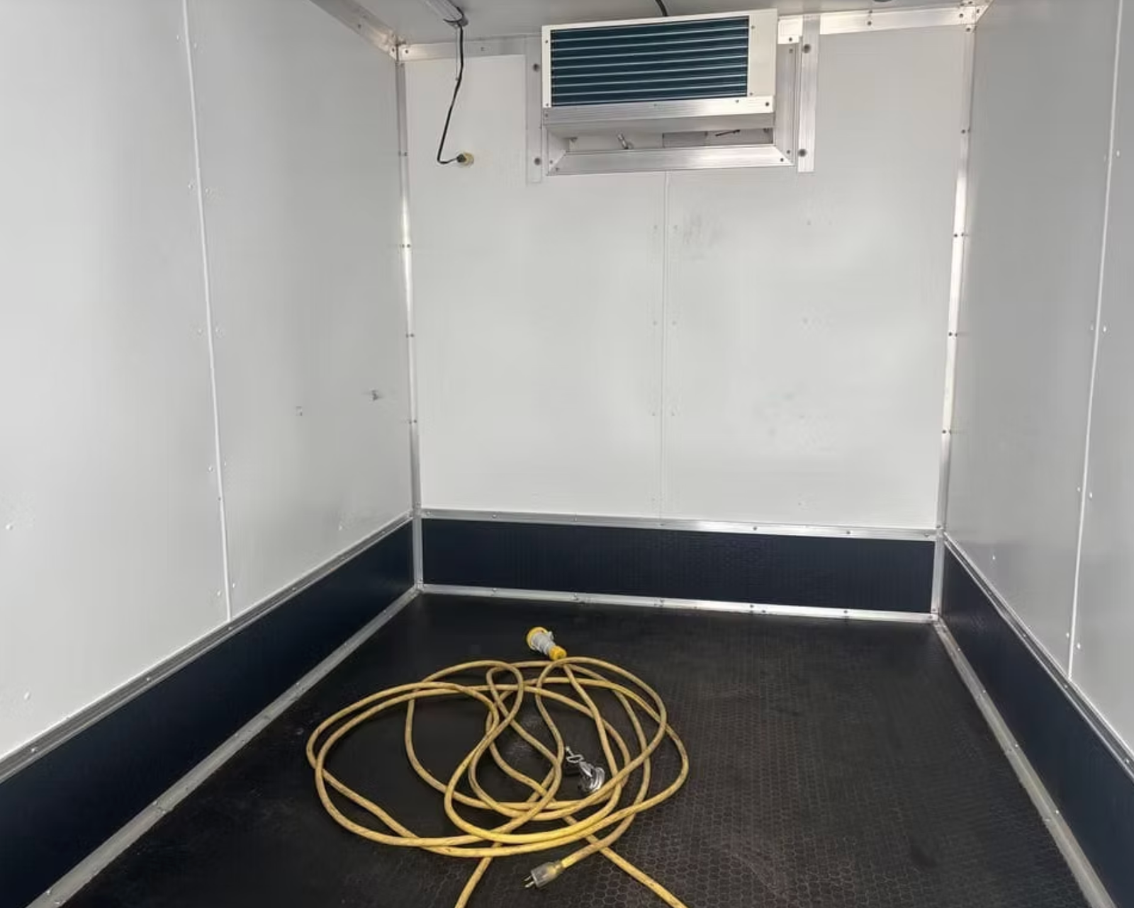 Mobile Cold Storage Unit Trailer – Dual Axle - Image 5