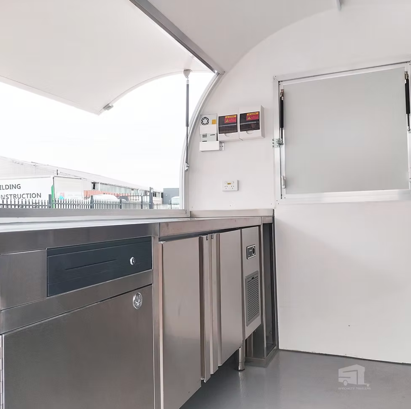 Mobile Kitchen Trailer 3m – Single Axle - Image 5